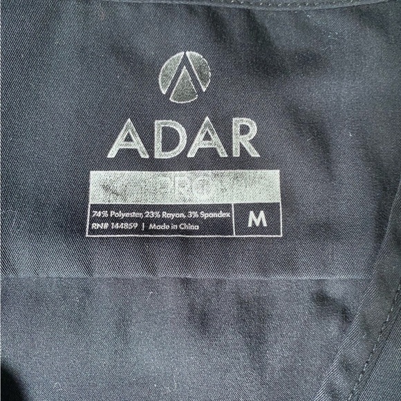 Adar Pro Women's Black Scrub Top Size M - Picture 5 of 8
